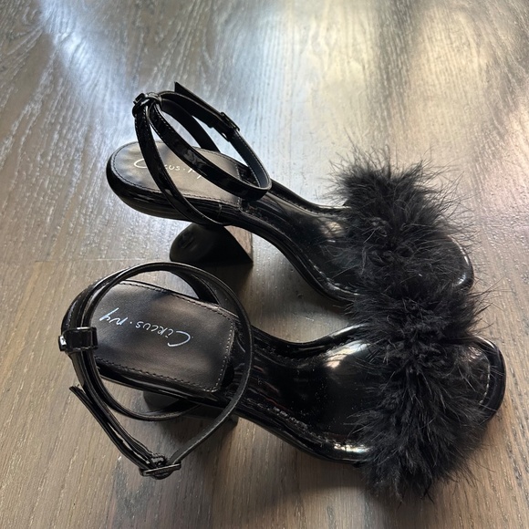 CIRCUS NY BY SAM EDELMAN BRENNA FEATHER HEELS - Picture 2 of 5